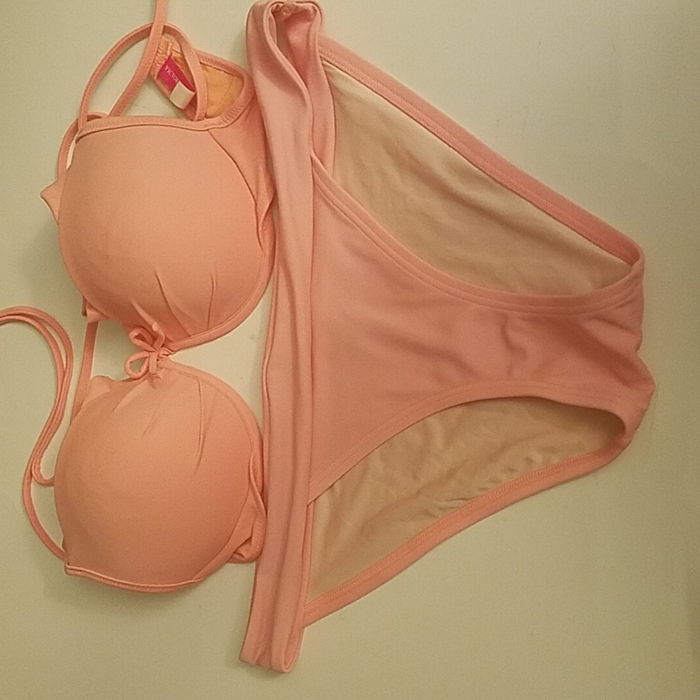 VS Bikini